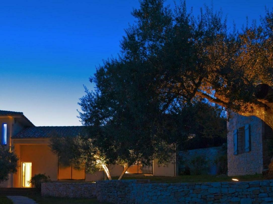Villa Sanchez Bonifacio  Esterno foto