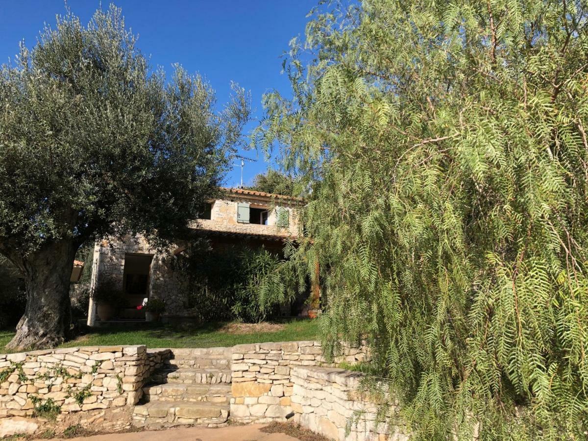 Villa Sanchez Bonifacio  Esterno foto